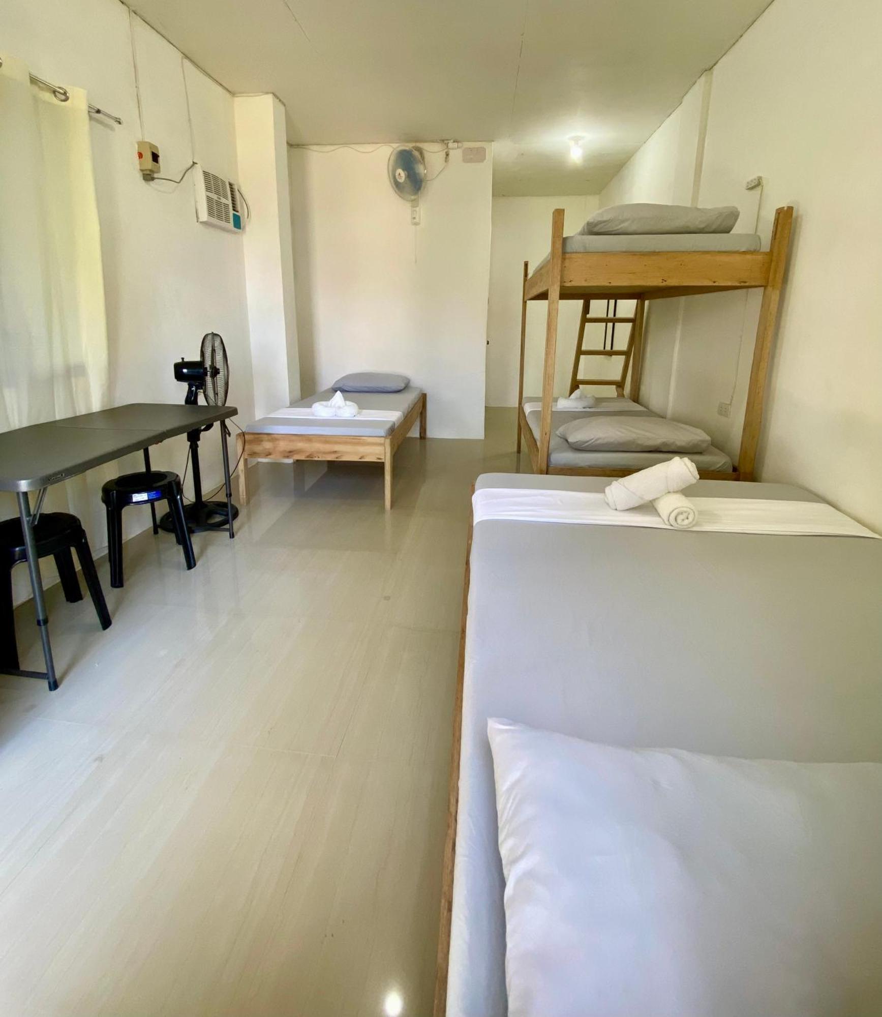 Reddot Guest House 卢纳将军城 外观 照片