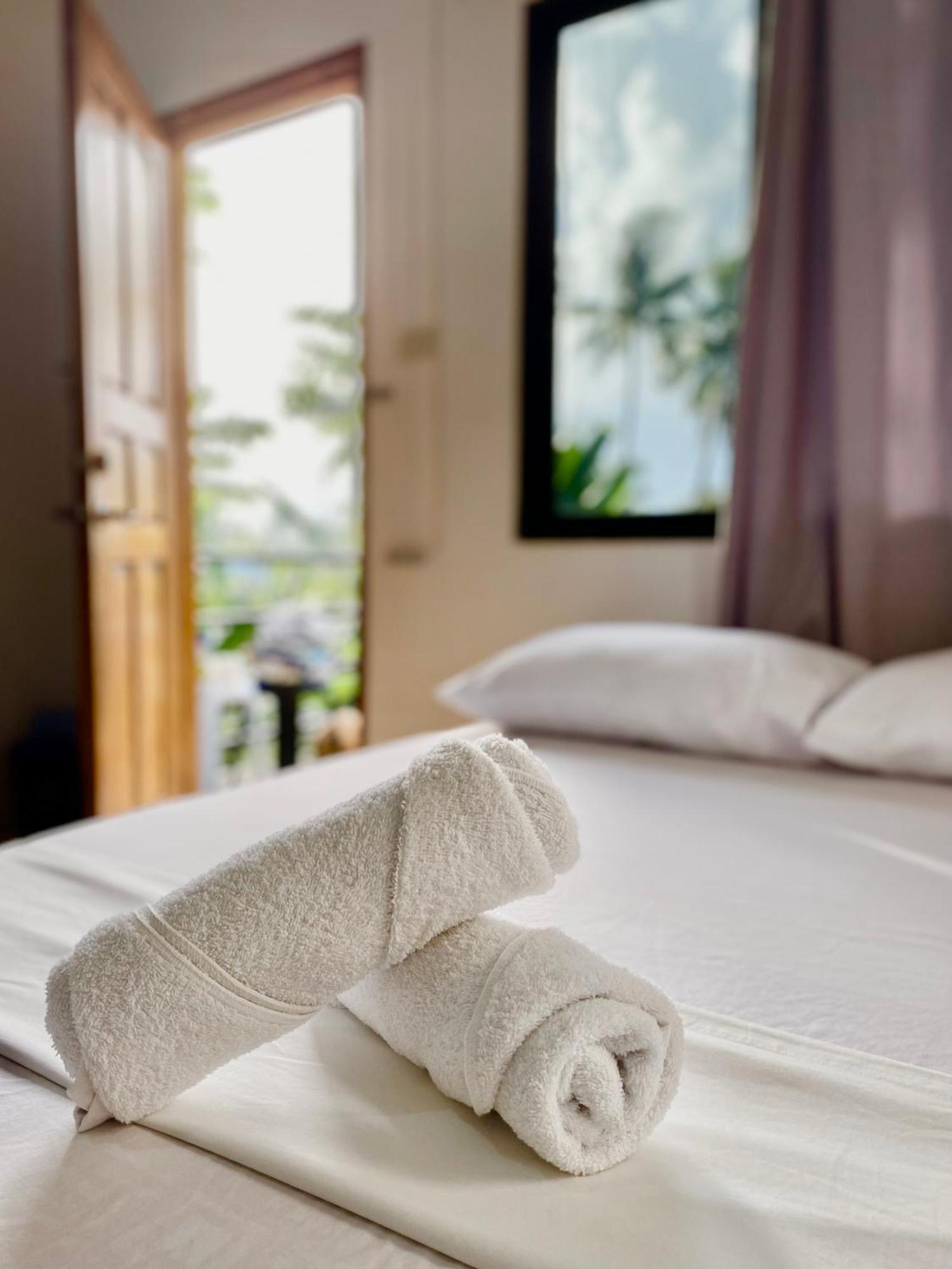 Reddot Guest House 卢纳将军城 外观 照片