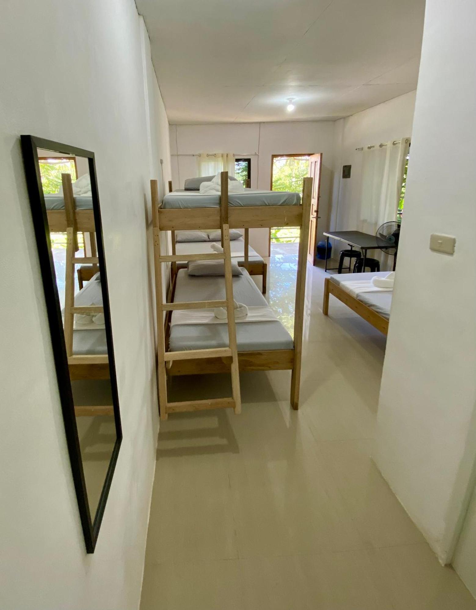 Reddot Guest House 卢纳将军城 外观 照片