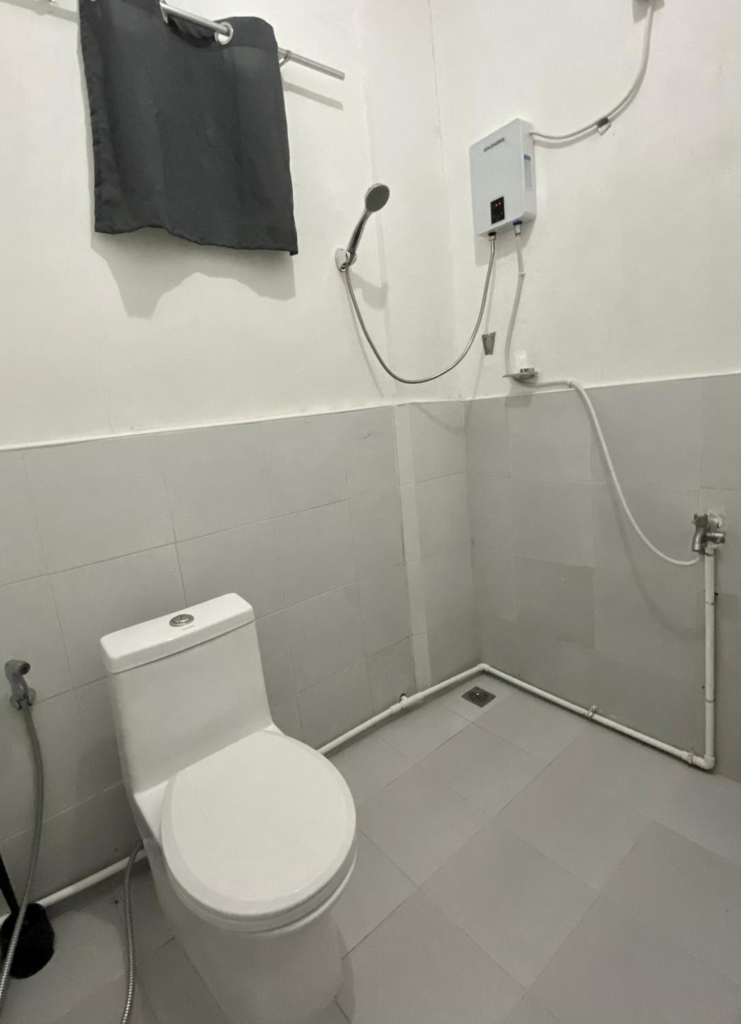 Reddot Guest House 卢纳将军城 外观 照片